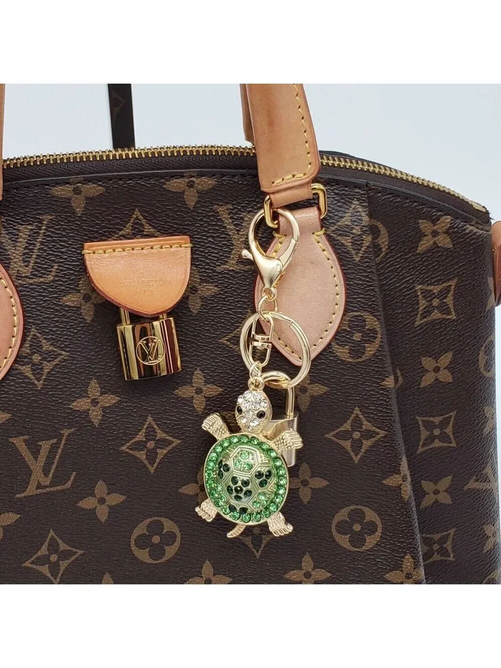 LV Gold Padlock Authentic 🔑 Luxury Bag Charm w/ Unbranded Turtle Keychain